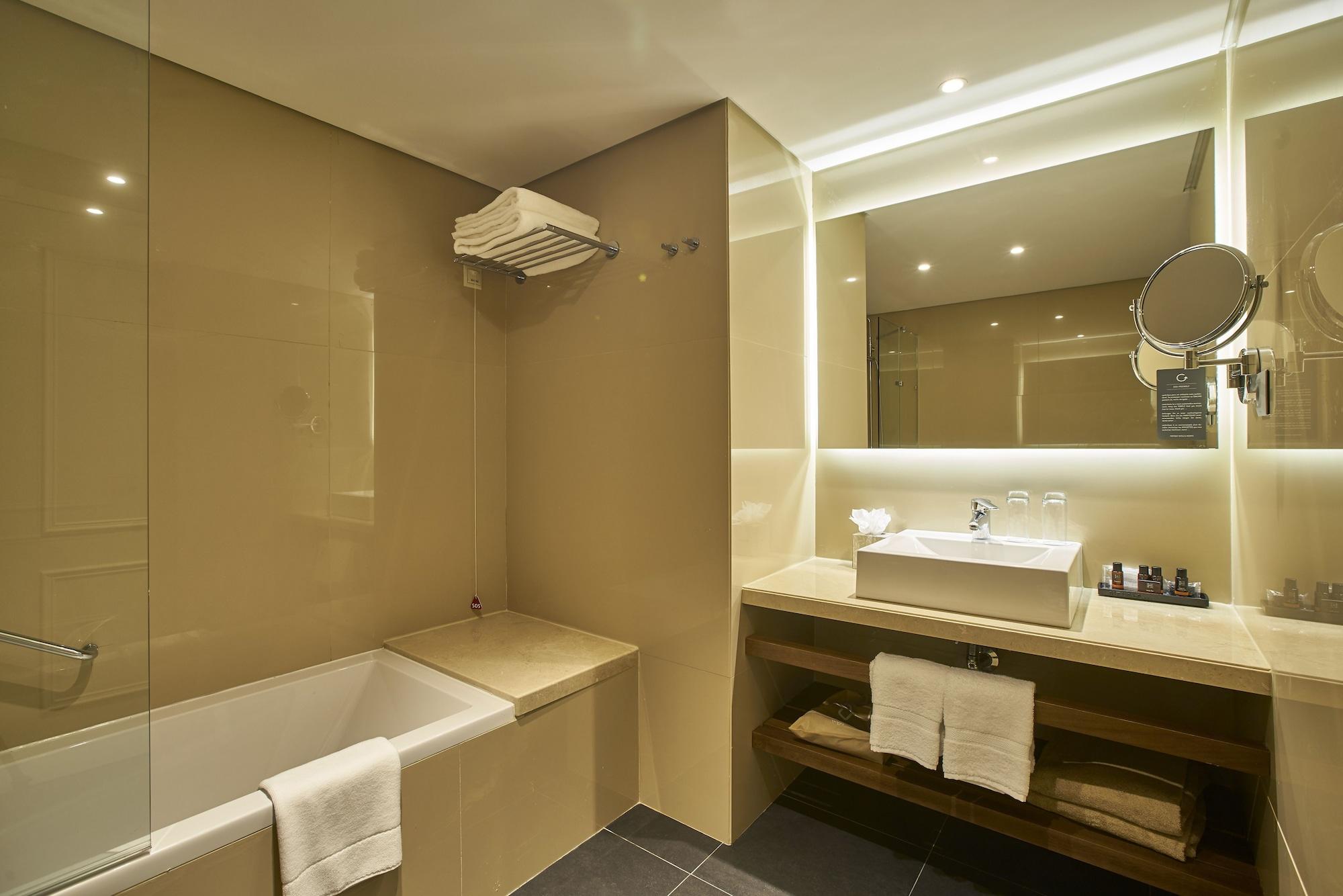 Portobay Marquês 4*